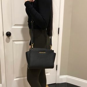 MICHAEL KORS Crossbody Bag